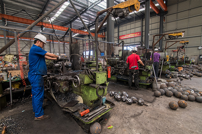 阿城网架配件车间